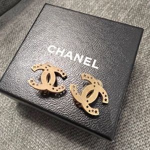 Chanel CC Gold-tone Star Cutout Earrings